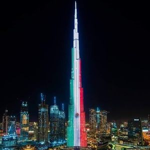 Meet your Posher, Moises